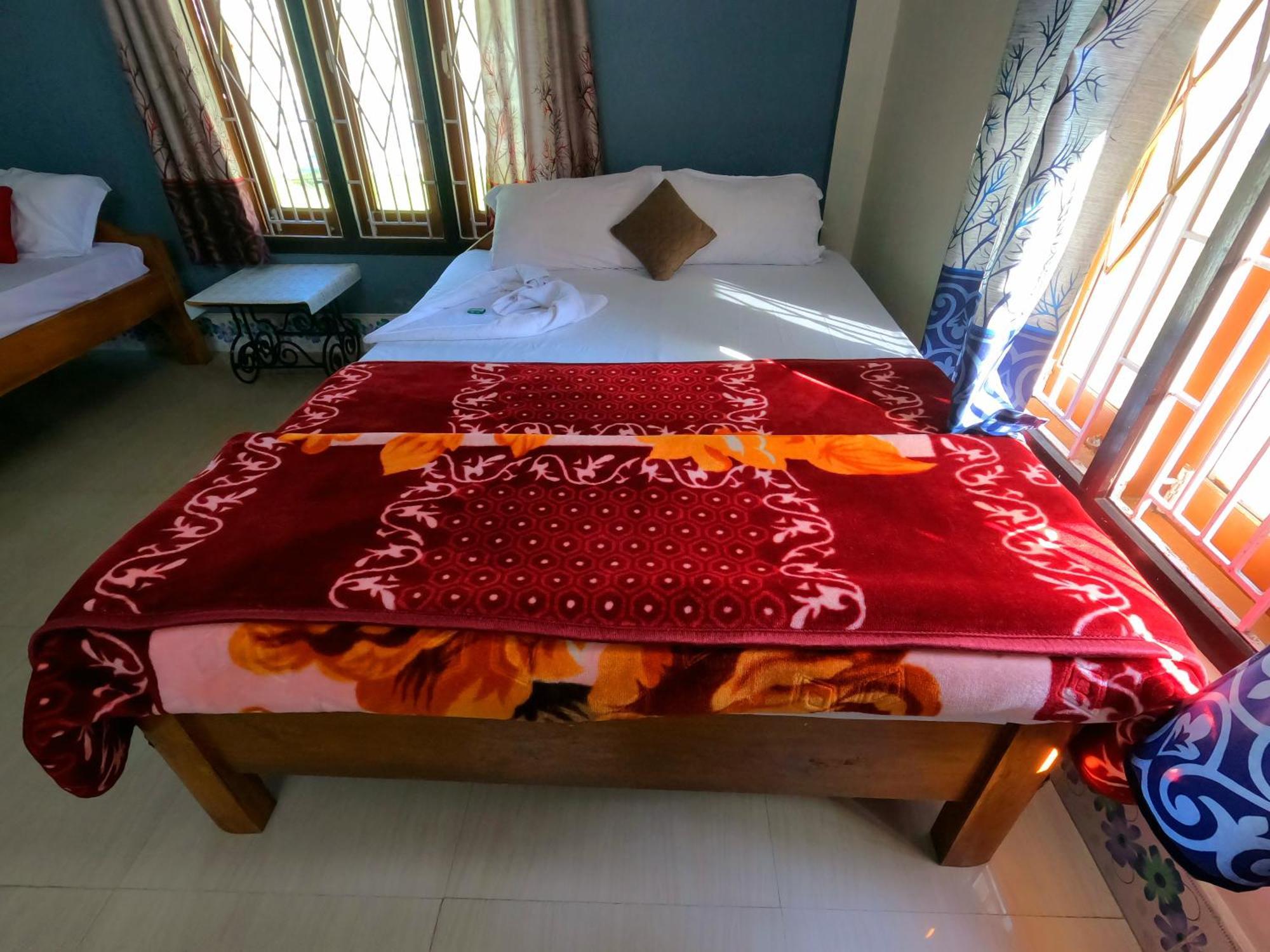 Kareng Party Camp N Homestay Kaziranga Bagian luar foto