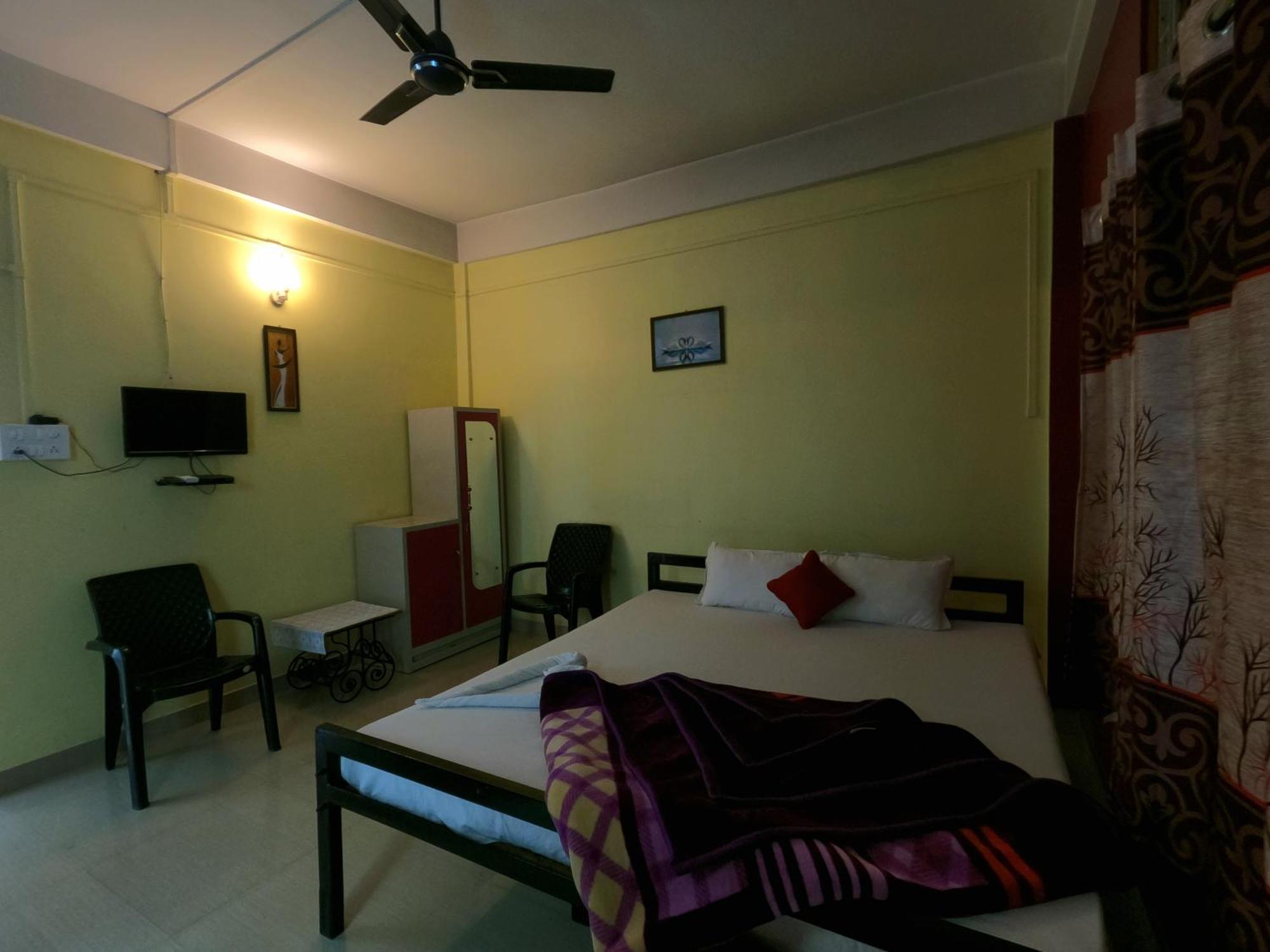 Kareng Party Camp N Homestay Kaziranga Bagian luar foto